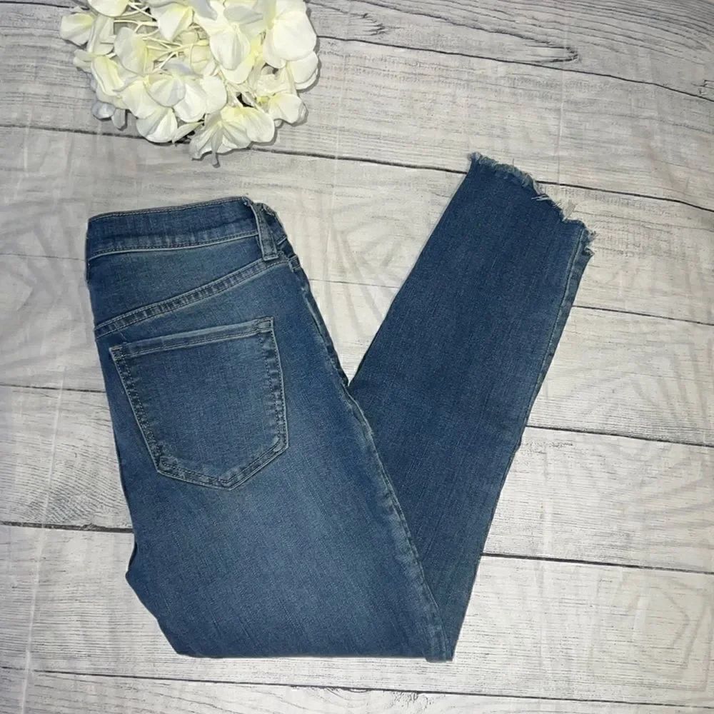 Free People Great Heights Frayed Skinny Jeans Stretch Distressed High Rise sz 25